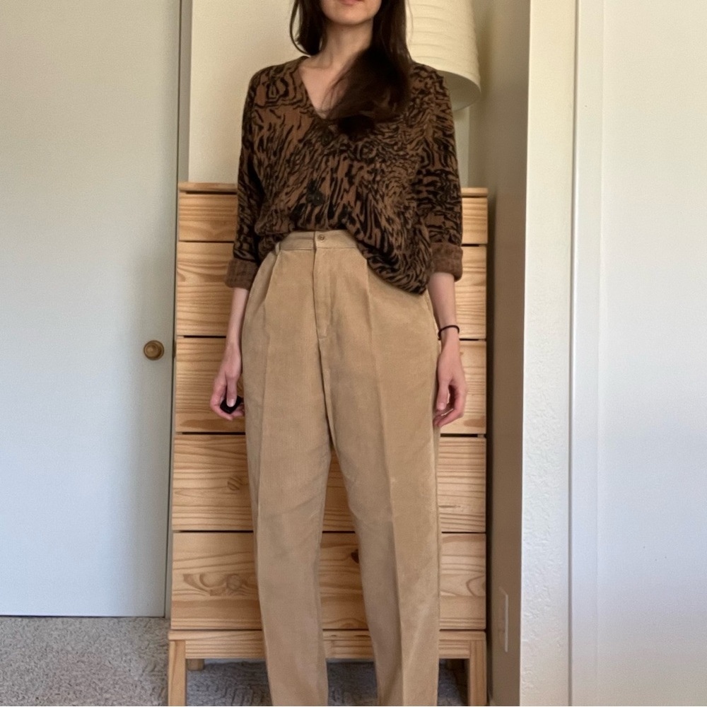 vintage • Lands’ End pleated corduroy trousers